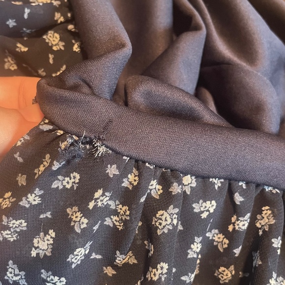 Riley&James Mini Dress Navy With Floral Pattern And Adjustable straps , Size L - Picture 8 of 8